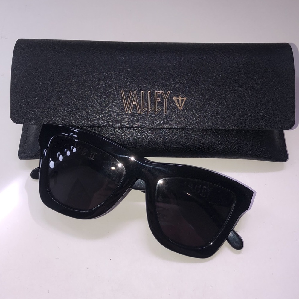 VALLEY EYEWEAR DB11